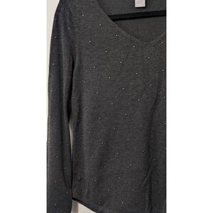 Chico’s dark gray v-neck with reflective stud accents sz S